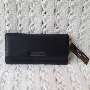 NWT Women's Black TAHARI Wallet Snap Trifold RFID PROTECTION MSRP $60